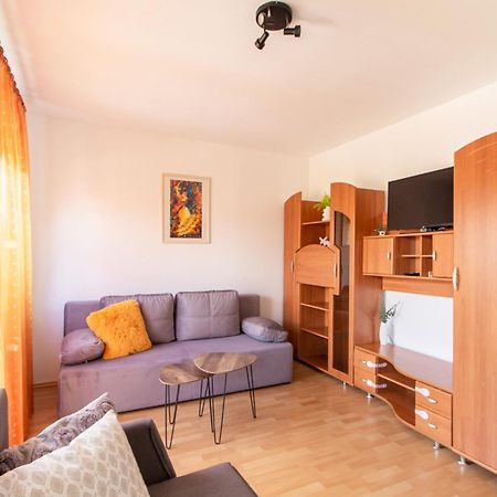Viky'S Apartment Дьёр Экстерьер фото