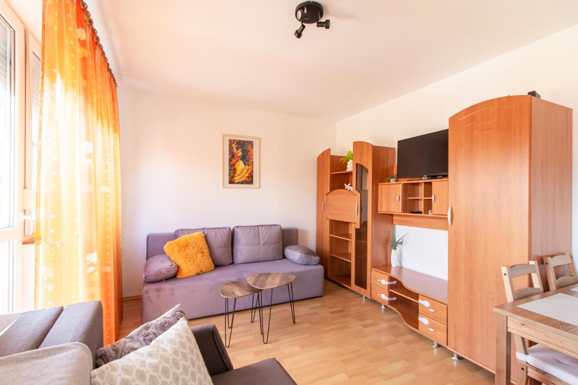 Viky'S Apartment Дьёр Экстерьер фото